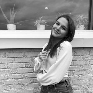 Meet your Posher, Hailey